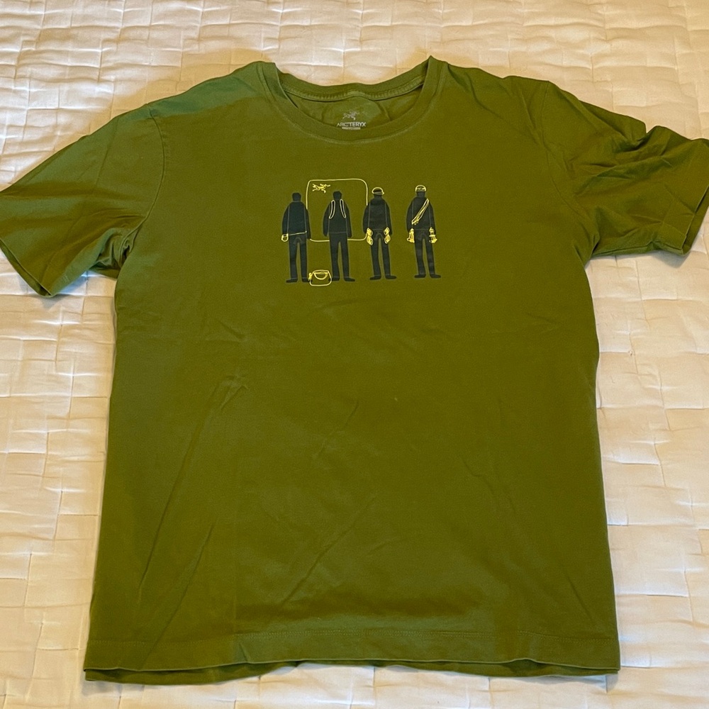 Arc'teryx Olive Green Short-Sleeve Graphic Crew Tee - Usual Suspects